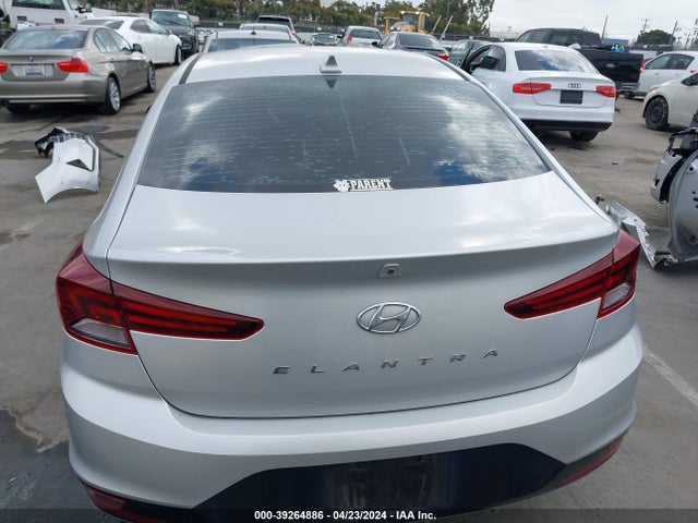 Hyundai ELANTRA SEL 2019 5NPD84LF2KH426182 Image 17