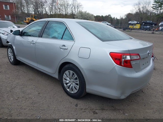 Toyota CAMRY LE 2014 4T4BF1FK5ER432445 Image 3