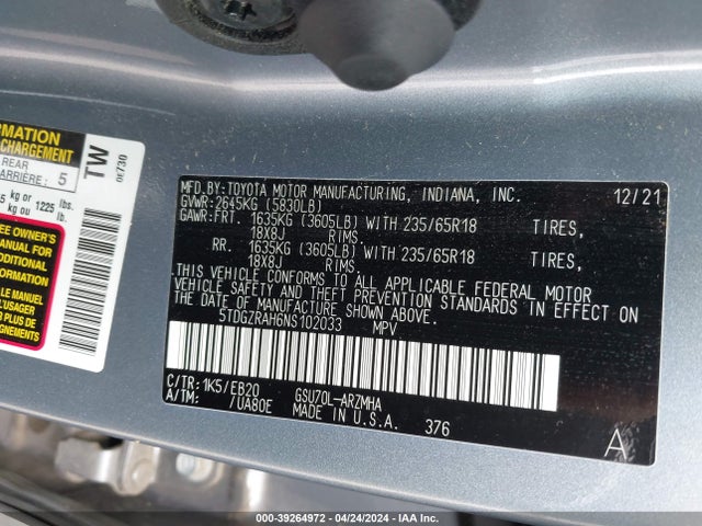 Toyota Highlander Xle 2022 5TDGZRAH6NS102033 Image 9