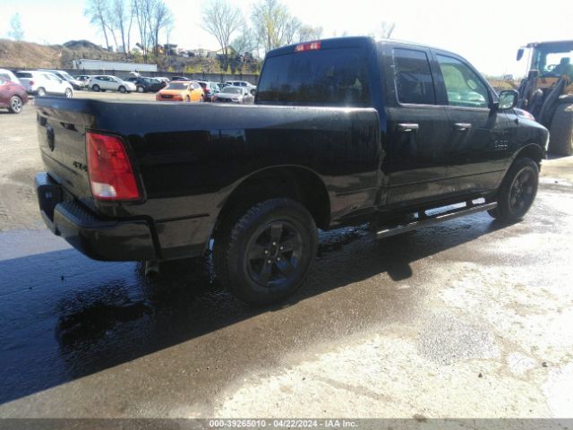 1C6RR7FG2KS641787 RAM 1500 Classic Express Quad Cab 4x4 6'4 Box