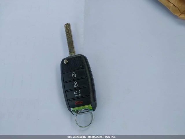 KIA Optima Lx 2018 5XXGT4L31JG249653 Image 32