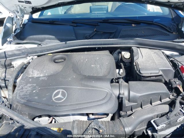 WDCTG4EB0KU017669 Mercedes-Benz GLA 250