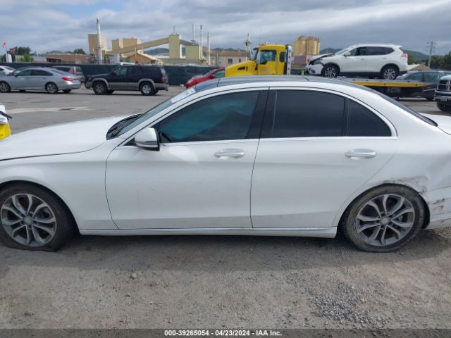 55SWF4JB8HU184292 Mercedes-Benz C 300 Luxury/sport