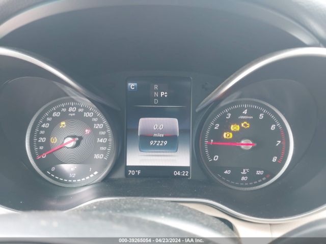 55SWF4JB8HU184292 Mercedes-Benz C 300 Luxury/sport