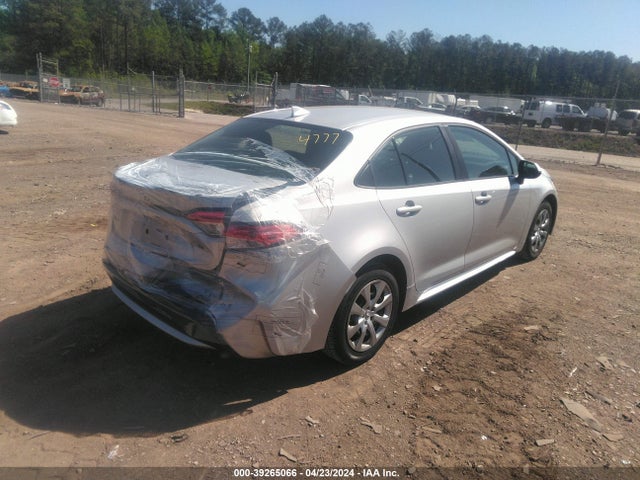 Toyota COROLLA LE 2021 5YFEPMAE8MP249077 Image 4