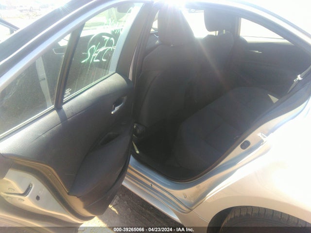 Toyota COROLLA LE 2021 5YFEPMAE8MP249077 Image 8
