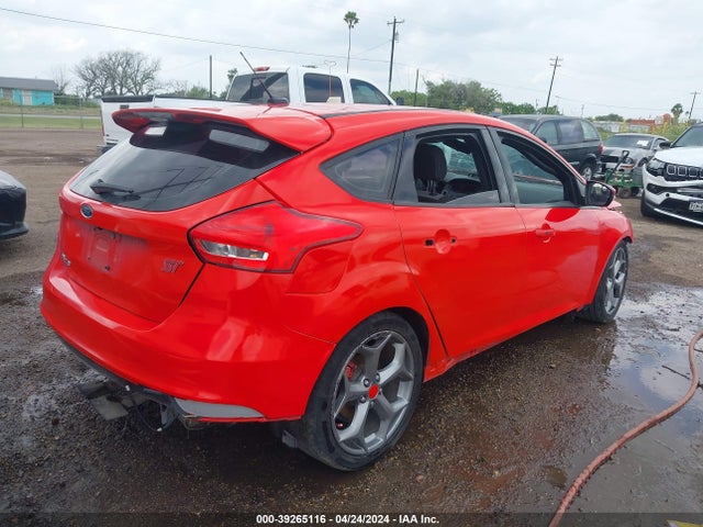 Ford FOCUS ST 2017 1FADP3L90HL315339 Image 4