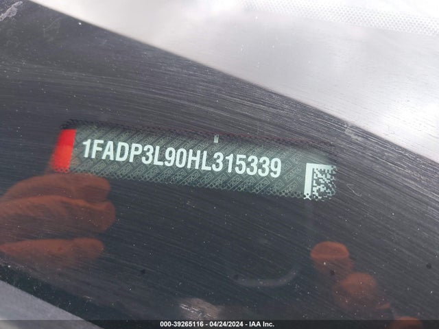 Ford FOCUS ST 2017 1FADP3L90HL315339 Image 9