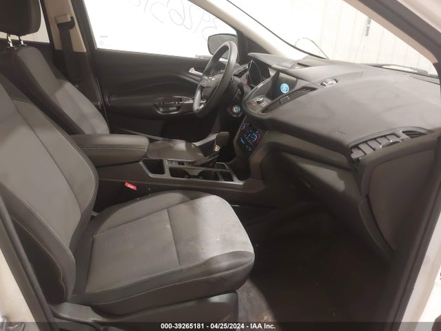 Ford ESCAPE SE 2017 1FMCU9GD1HUC79926 Image 5