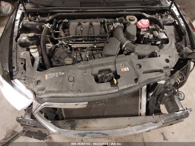 1FAHP2F8XFG171061 Ford Taurus Limited