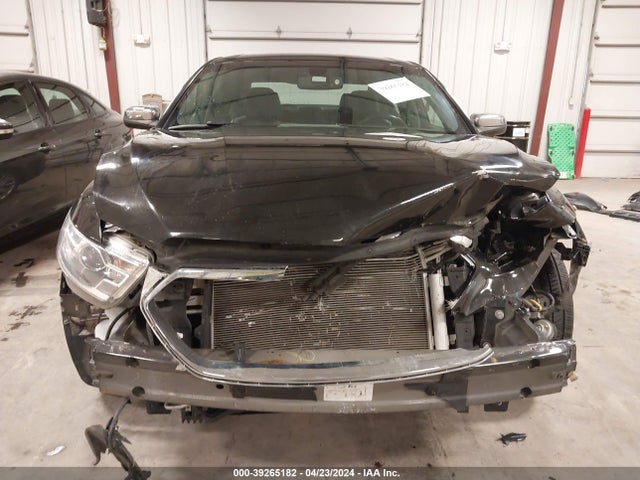 1FAHP2F8XFG171061 Ford Taurus Limited