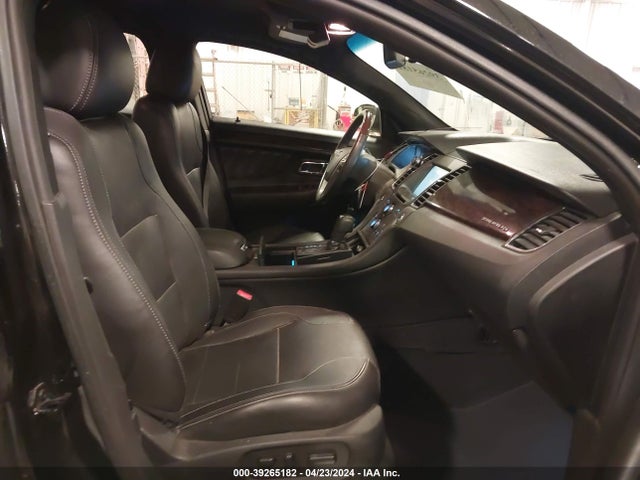 1FAHP2F8XFG171061 Ford Taurus Limited