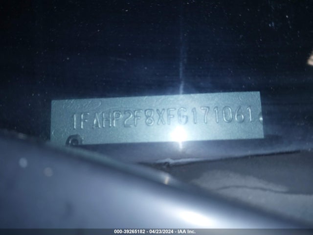 1FAHP2F8XFG171061 Ford Taurus Limited