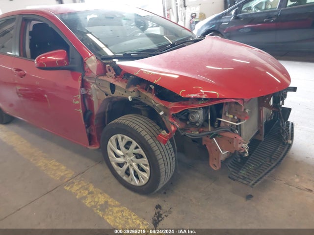 Toyota COROLLA LE 2018 5YFBURHE5JP847380 Image 22