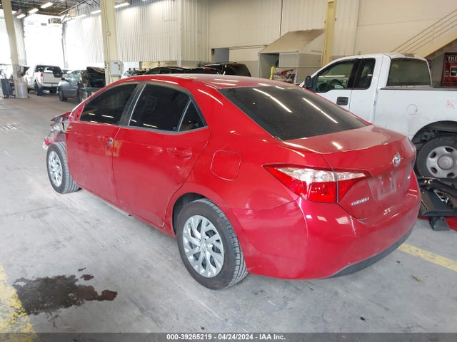 Toyota COROLLA LE 2018 5YFBURHE5JP847380 Image 3