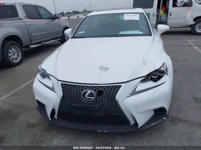 Lexus IS 200T 2016 JTHBA1D29G5021366 Image 28