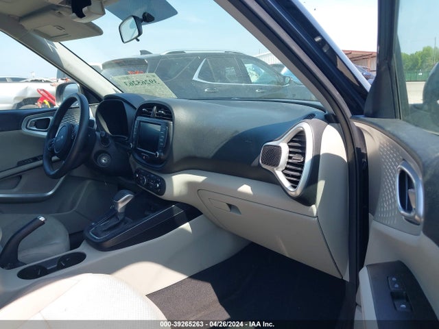 KIA SOUL LX 2022 KNDJ23AU0N7822118 Image 5