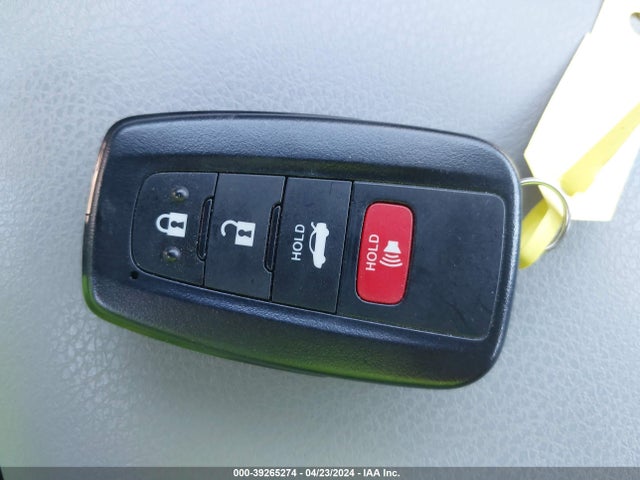 Toyota CAMRY LE 2020 4T1L11AK8LU990811 Image 11