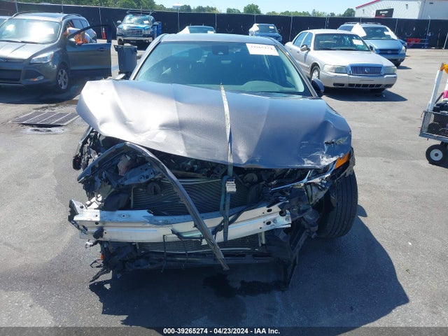 Toyota CAMRY LE 2020 4T1L11AK8LU990811 Image 13
