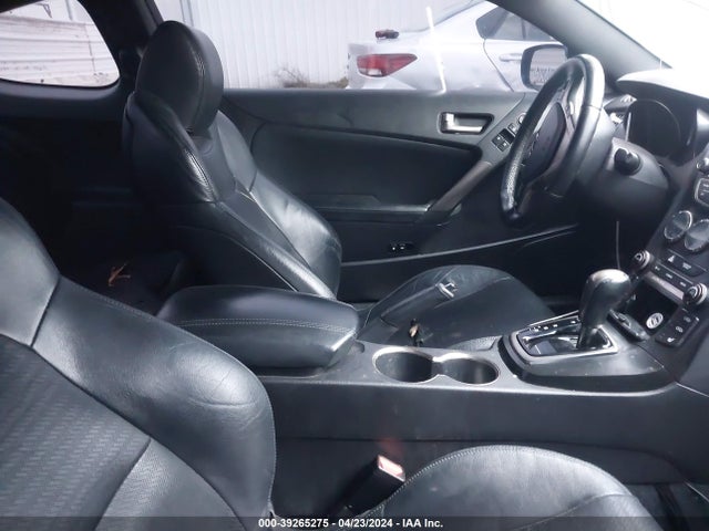 Hyundai Genesis 3.8 Ultimate 2016 KMHHU6KJ7GU136222 Image 5