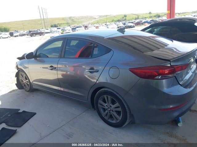 Hyundai Elantra Value Edition 2018 5NPD84LF7JH367418 Image 15