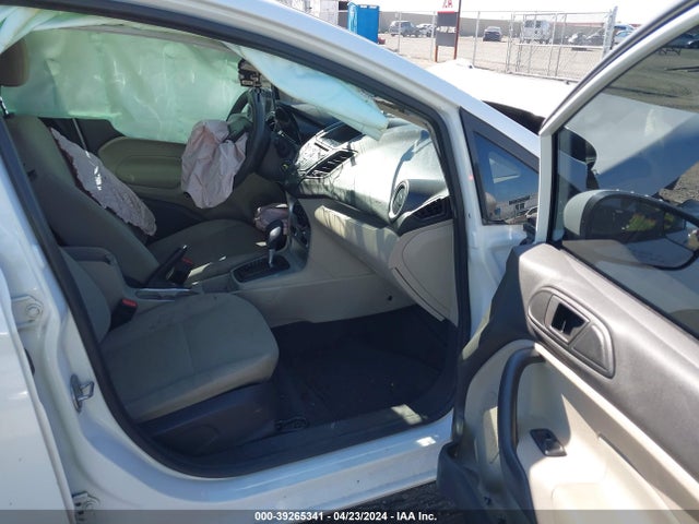 Ford FIESTA SE 2018 3FADP4BJ6JM144375 Image 5