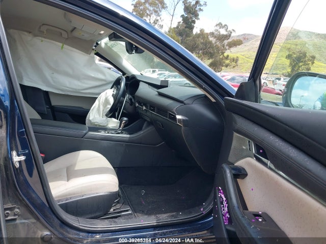 Mazda Mazda3 Preferred Package 2020 3MZBPADL8LM127897 Image 5