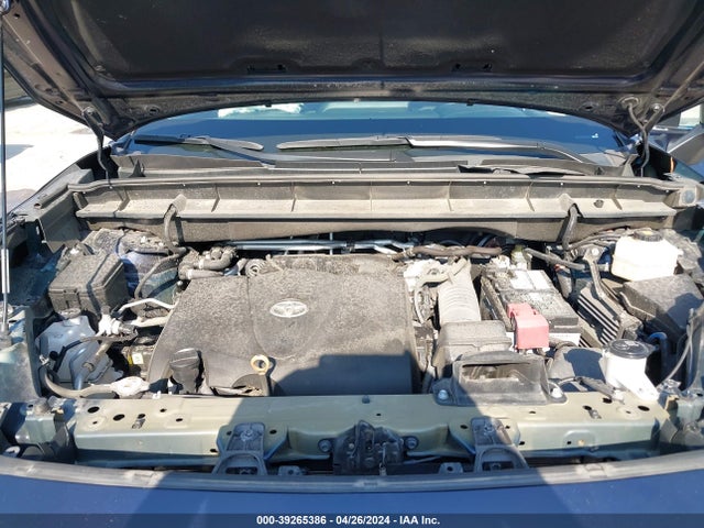 Toyota Highlander Xle 2021 5TDGZRBH0MS523825 Image 10