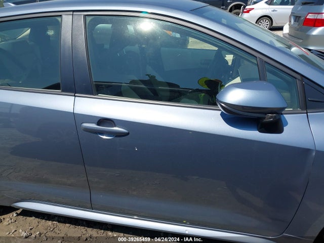 Toyota COROLLA LE 2022 JTDEPMAE7N3025227 Image 12