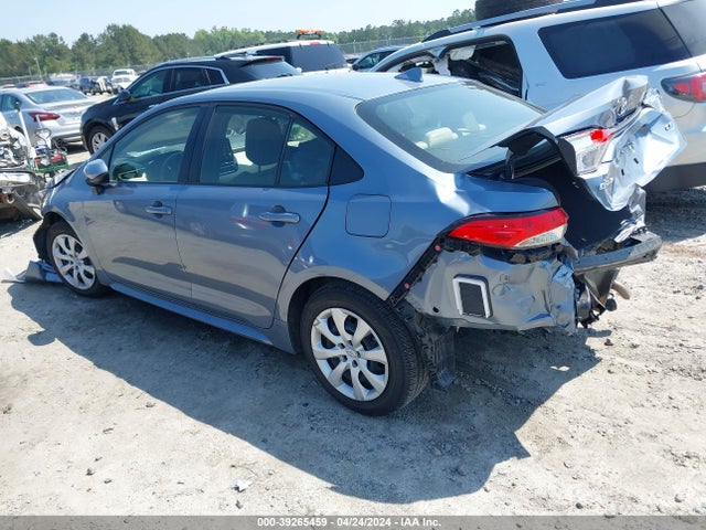 Toyota COROLLA LE 2022 JTDEPMAE7N3025227 Image 3