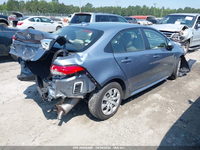 Toyota COROLLA LE 2022 JTDEPMAE7N3025227 Image 4