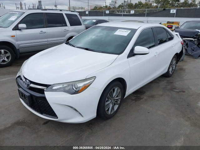 Toyota CAMRY SE 2015 4T1BF1FK0FU939247 Image 2