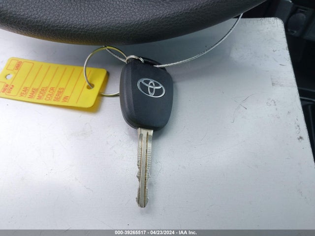 Toyota COROLLA LE 2019 5YFBURHE6KP949725 Image 11