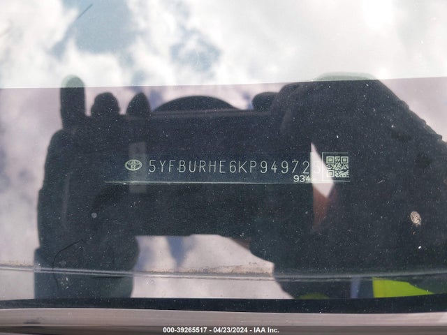 Toyota COROLLA LE 2019 5YFBURHE6KP949725 Image 9