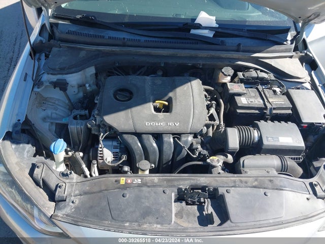Hyundai ELANTRA SE 2017 5NPD84LF3HH018265 Image 10