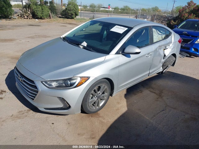 Hyundai ELANTRA SE 2017 5NPD84LF3HH018265 Image 2