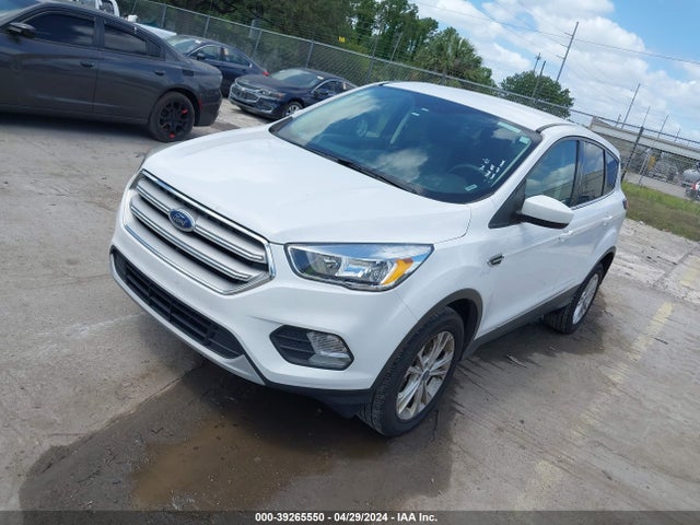 Ford ESCAPE SE 2019 1FMCU9GDXKUA98282 Image 2