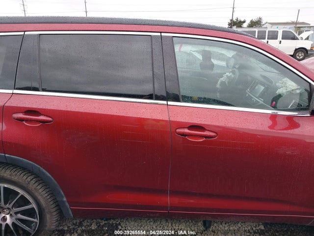 Toyota Highlander Se 2018 5TDJZRFH6JS539555 Image 13