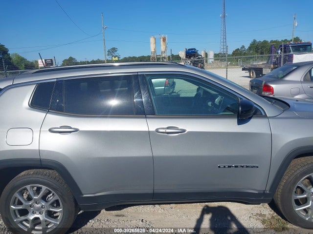 Jeep Compass Latitude Lux 4x4 2022 3C4NJDFB7NT146375 Image 13