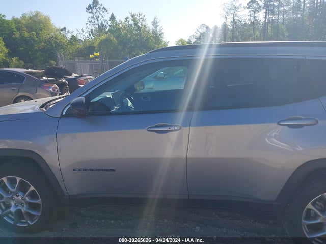 Jeep Compass Latitude Lux 4x4 2022 3C4NJDFB7NT146375 Image 14