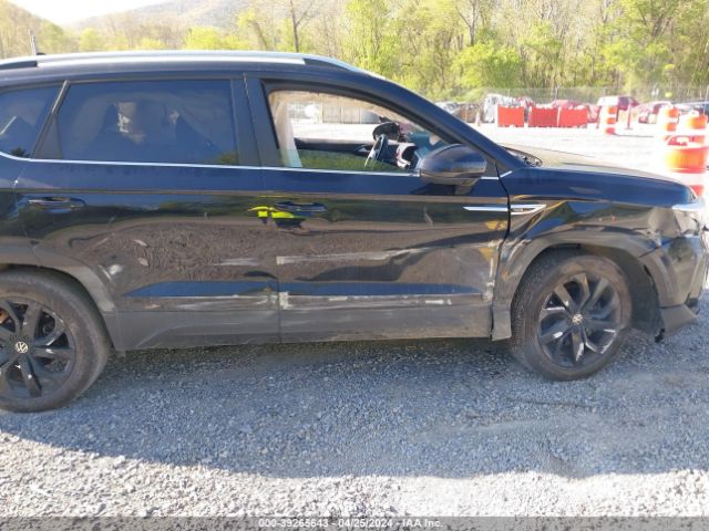 3VVWX7B23NM048840 Volkswagen Taos 1.5t Se