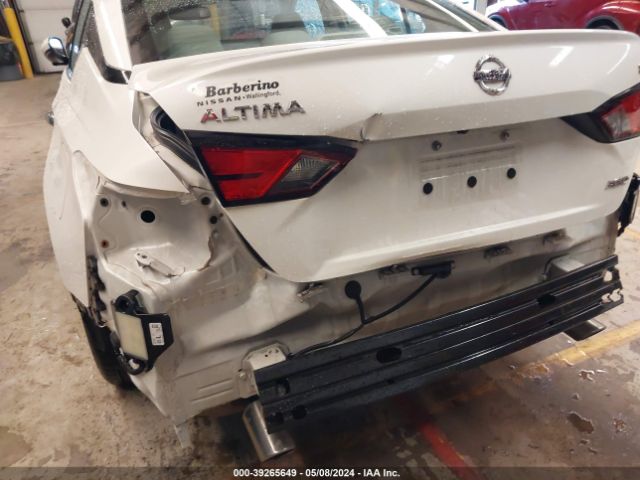 1N4BL4DW5KN302093 Nissan Altima 2.5 Sv