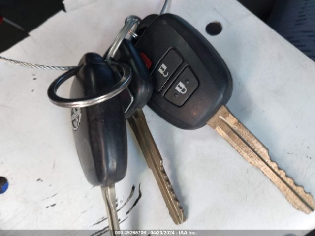 JTLZE4FE5FJ070605 Scion XB
