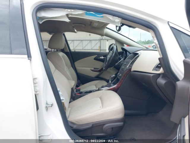 1G4PR5SK2E4183316 Buick Verano Convenience Group