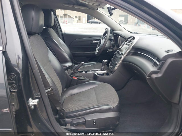 Chevrolet MALIBU 1LT 2015 1G11C5SLXFF272411 Image 5
