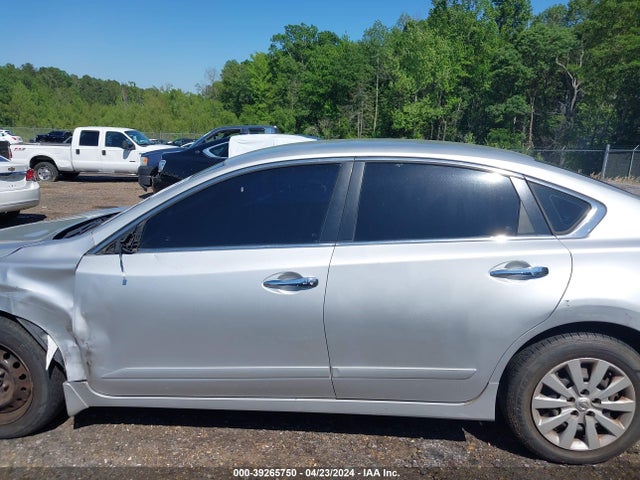 Nissan Altima 2.5 S 2014 1N4AL3AP7EN226108 Image 15