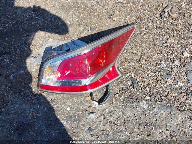 Nissan Altima 2.5 S 2014 1N4AL3AP7EN226108 Image 12