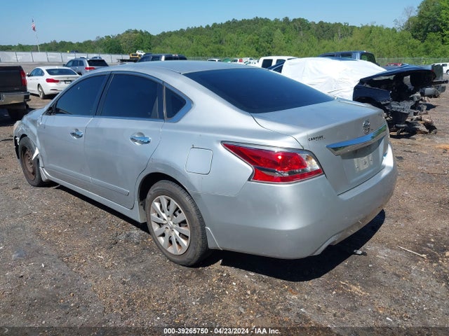 Nissan Altima 2.5 S 2014 1N4AL3AP7EN226108 Image 3