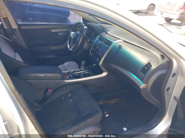 Nissan Altima 2.5 S 2014 1N4AL3AP7EN226108 Image 5