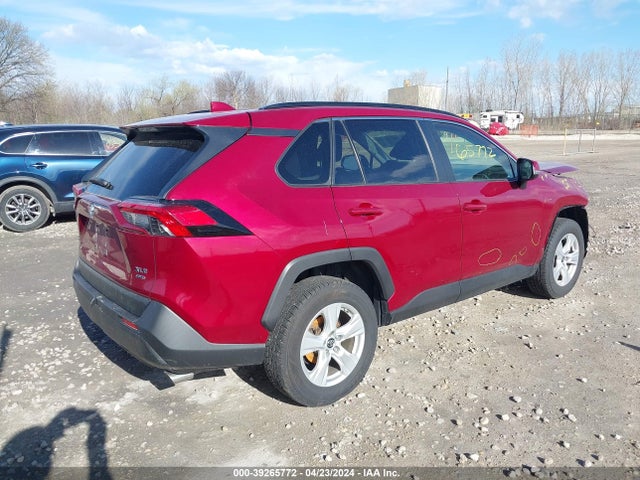 Toyota Rav4 Xle 2019 JTMP1RFV5KD038046 Image 4